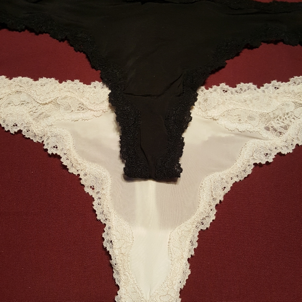 pantie lot of 4 victoria secret obo